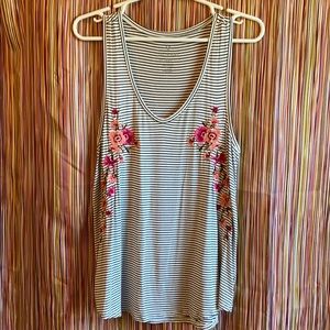BOGO EUC American Eagle AE floral embroidered tank